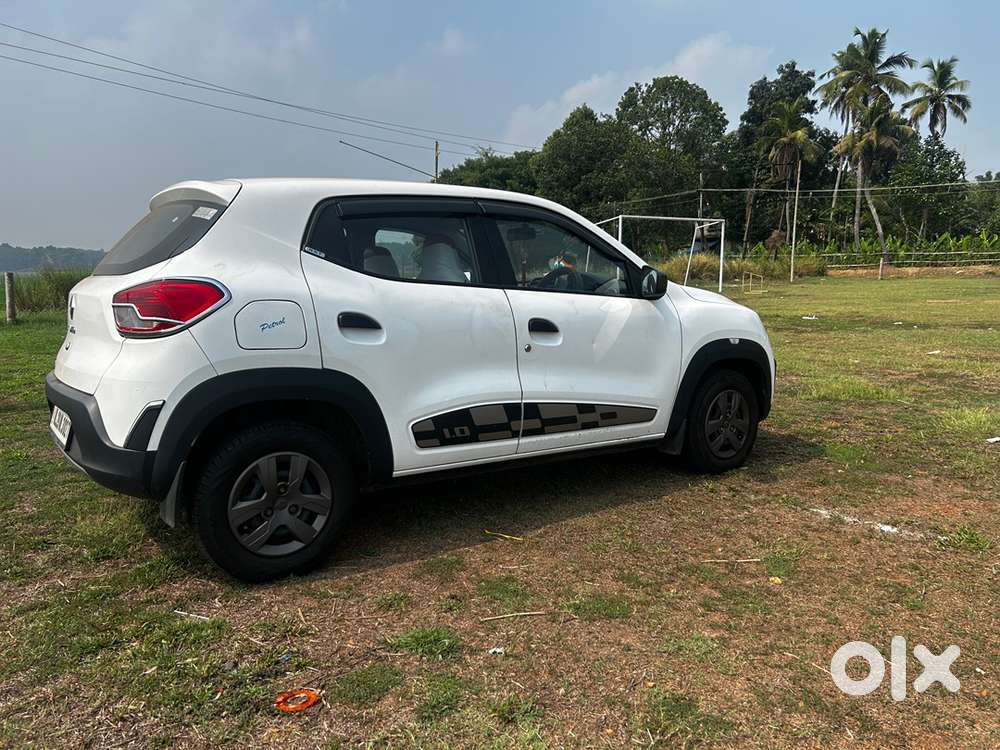 Renault Kwid Rxt  22k Km  Family Owned And Well Maintained