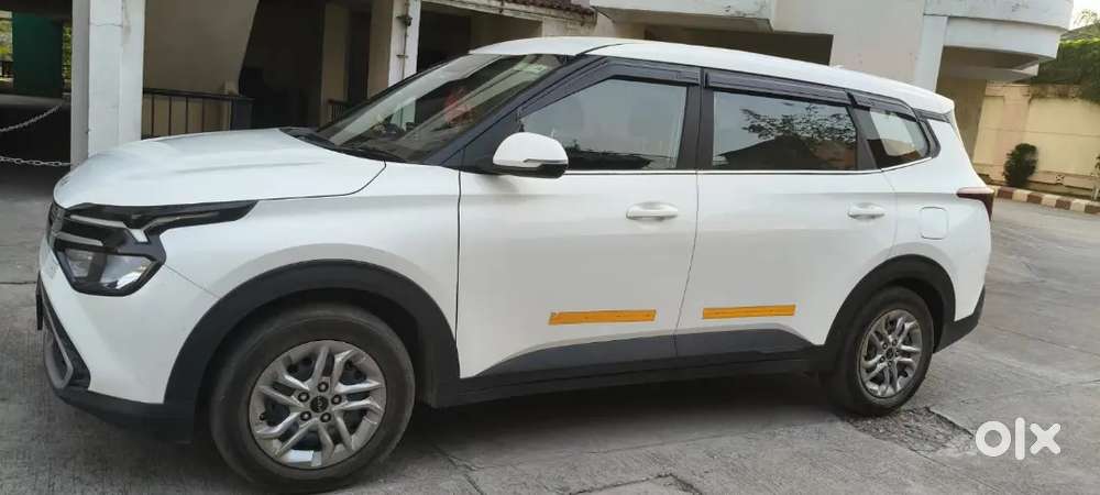 Kia Carens 2025 Diesel 42000 Km Driven