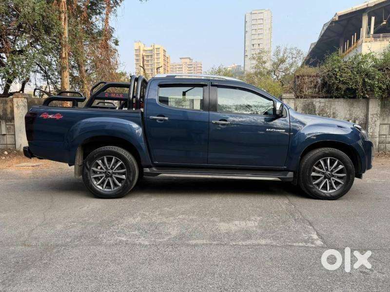 Isuzu V-cross Z 4x4 Mt, 2024, Diesel