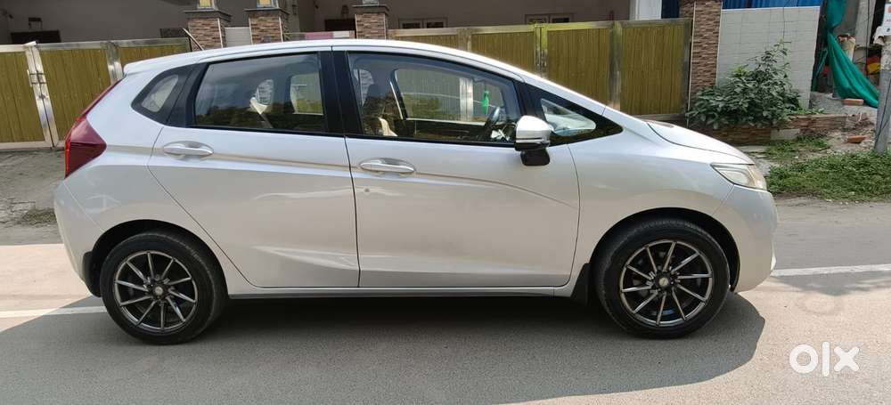 Honda Jazz V Cvt, 2017, Petrol