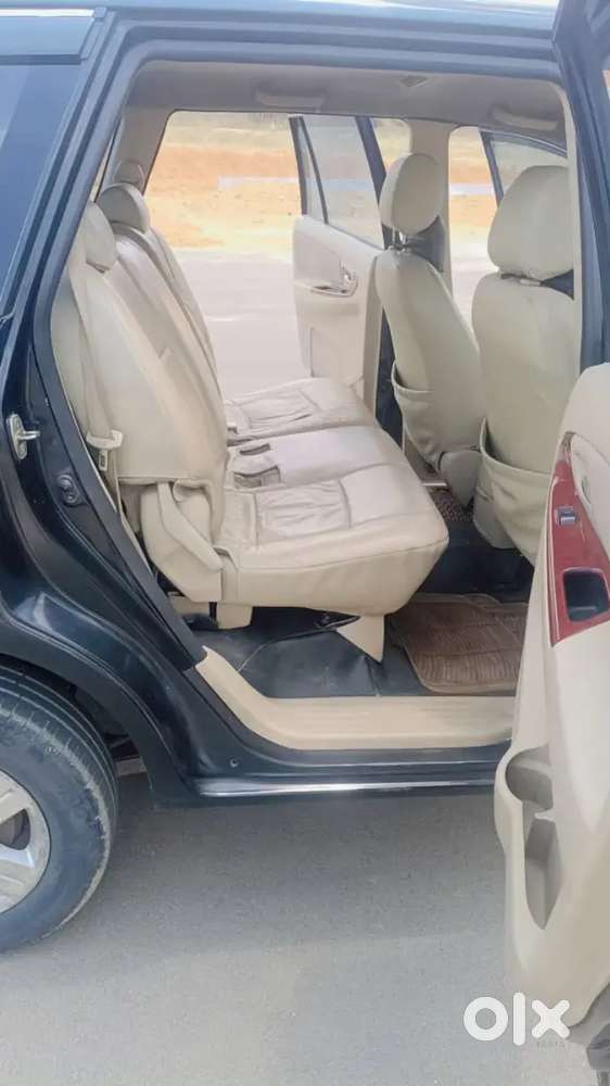 Toyota Innova 2007 Diesel 215399 Km Driven