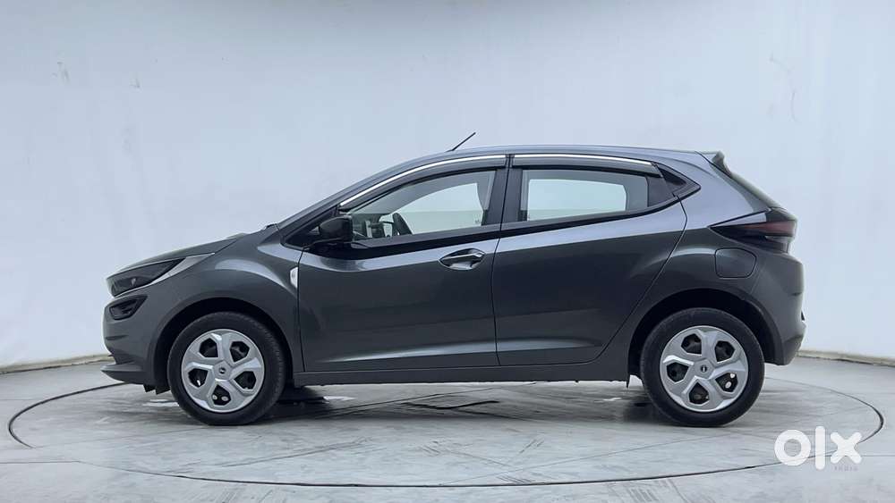 Tata Altroz 1.2 Xm Plus, 2022, Petrol