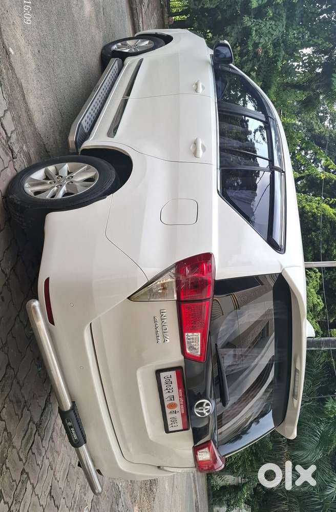 Toyota Innova Crysta 2.4 Gx Mt, 2023, Diesel