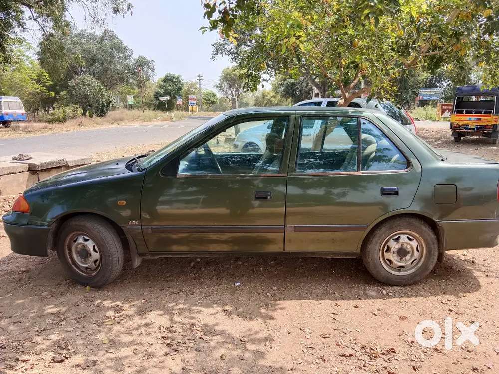 Maruti Suzuki Esteem 2000 Petrol Good Condition.