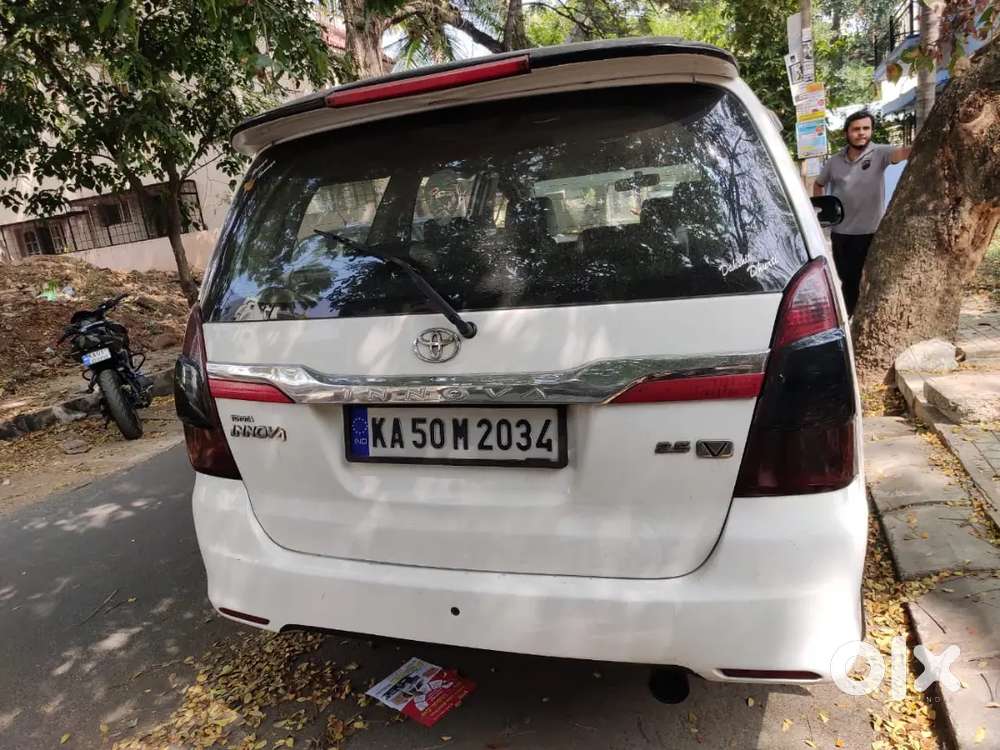 Toyota Innova 2007 Diesel 220000 Km Driven