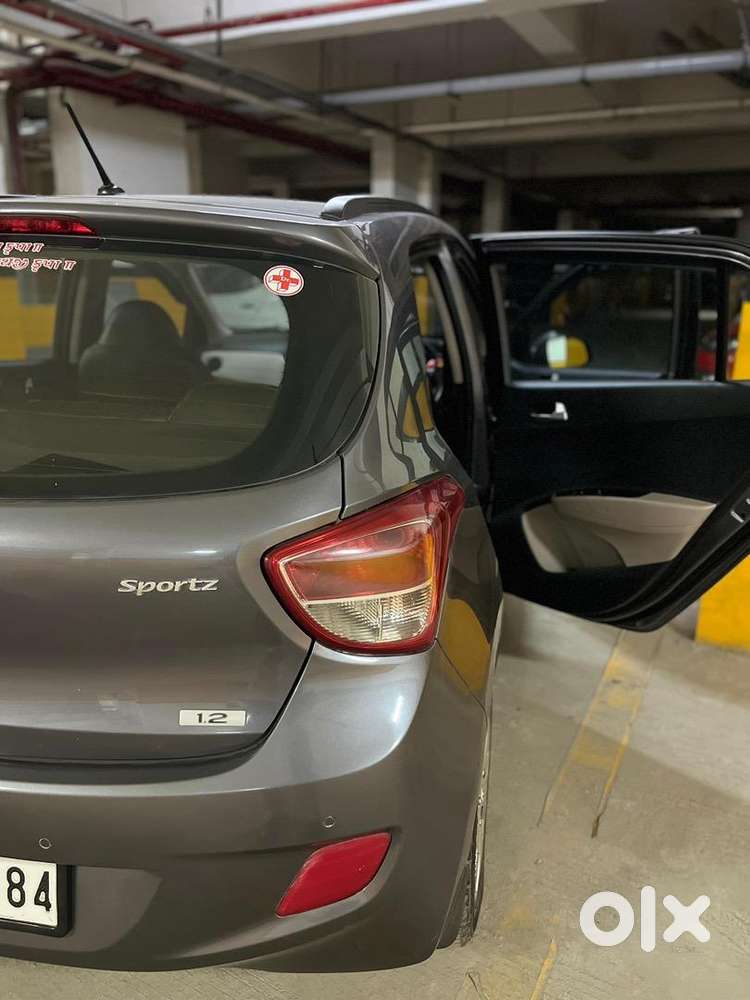 Hyundai Grand I10 2016 Petrol Well Maintained