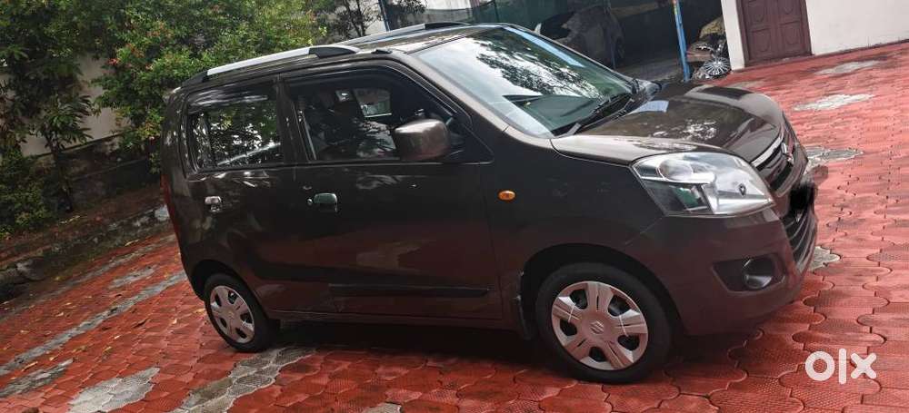 Maruti Suzuki Wagon R 1.0 Vxi Plus Amt, 2017, Petrol
