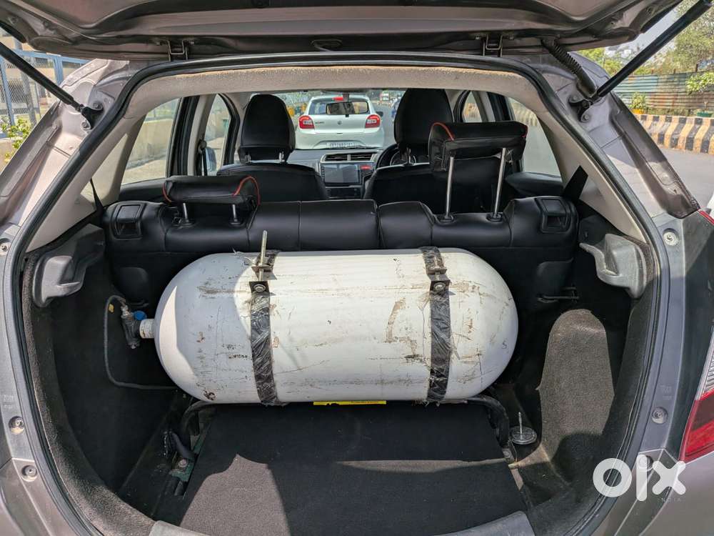 Honda Jazz V Mt Privilege, 2015, Cng & Hybrids