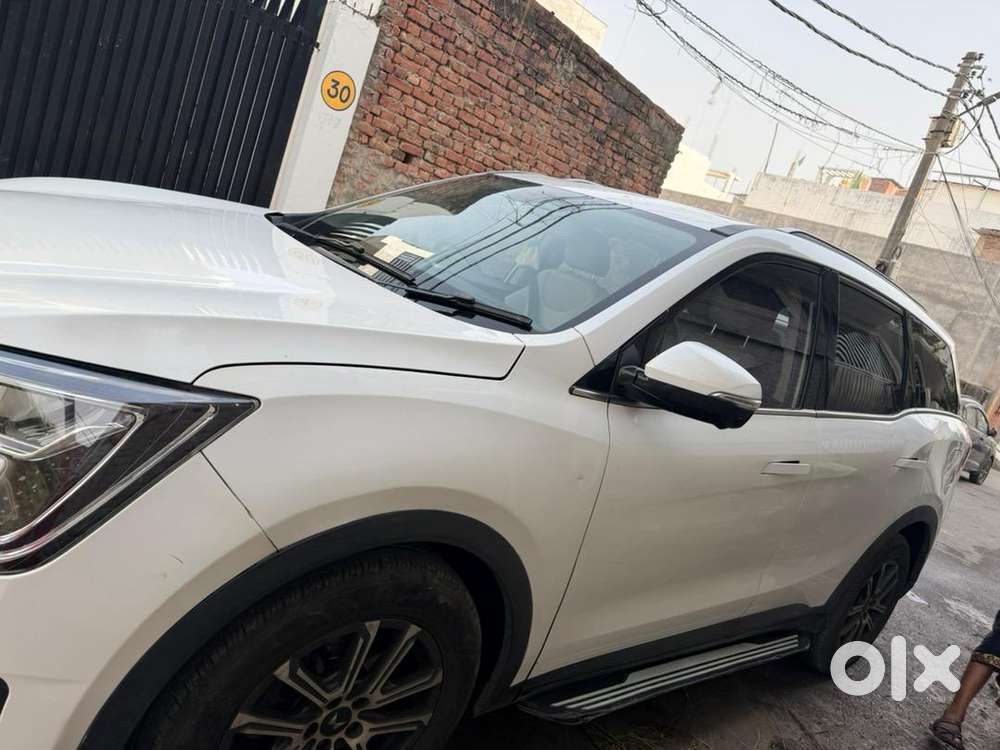Mahindra Xuv700 Ax7l