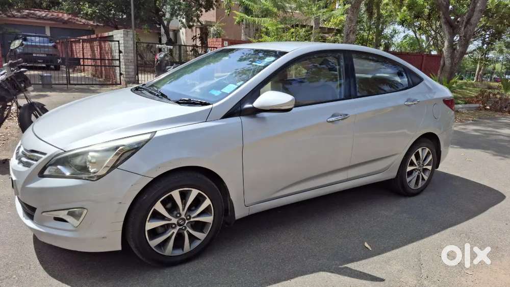 Urgent Sell ( Single Owner 2015 Model 88000 Km Driven Company Serives