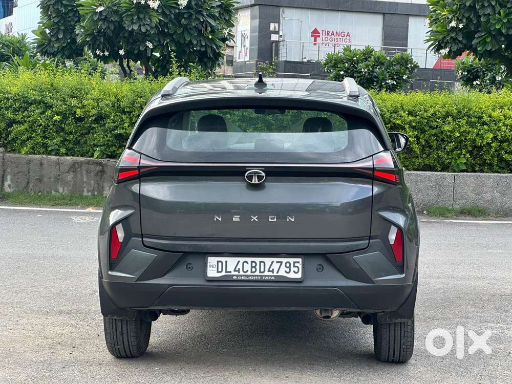 Tata Nexon Pure (s) 1.2 Petrol 6amt, 2024, Petrol