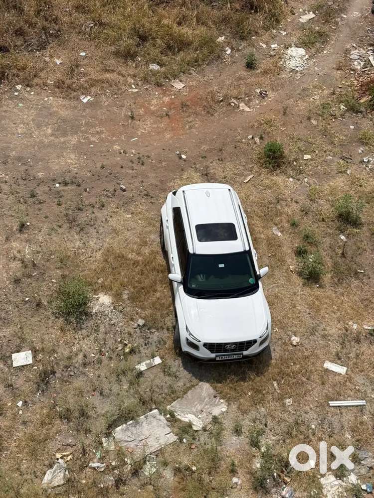 Hyundai Venue 2021 Diesel Well Maintained