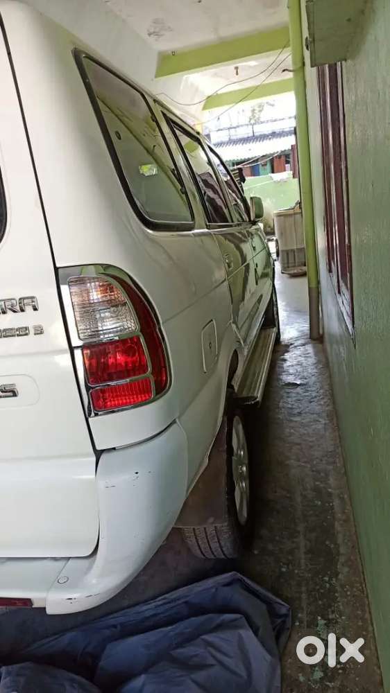 Chevrolet Tavera 2016 Diesel 170000 Km Driven