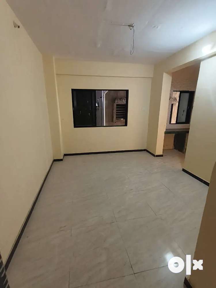 One Bhk 1st Floor Flat Available For Rent in Versova Village For Rent