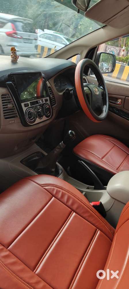 Toyota Innova 2.5 G (diesel) 7 Seater Bs Iv, 2016, Diesel