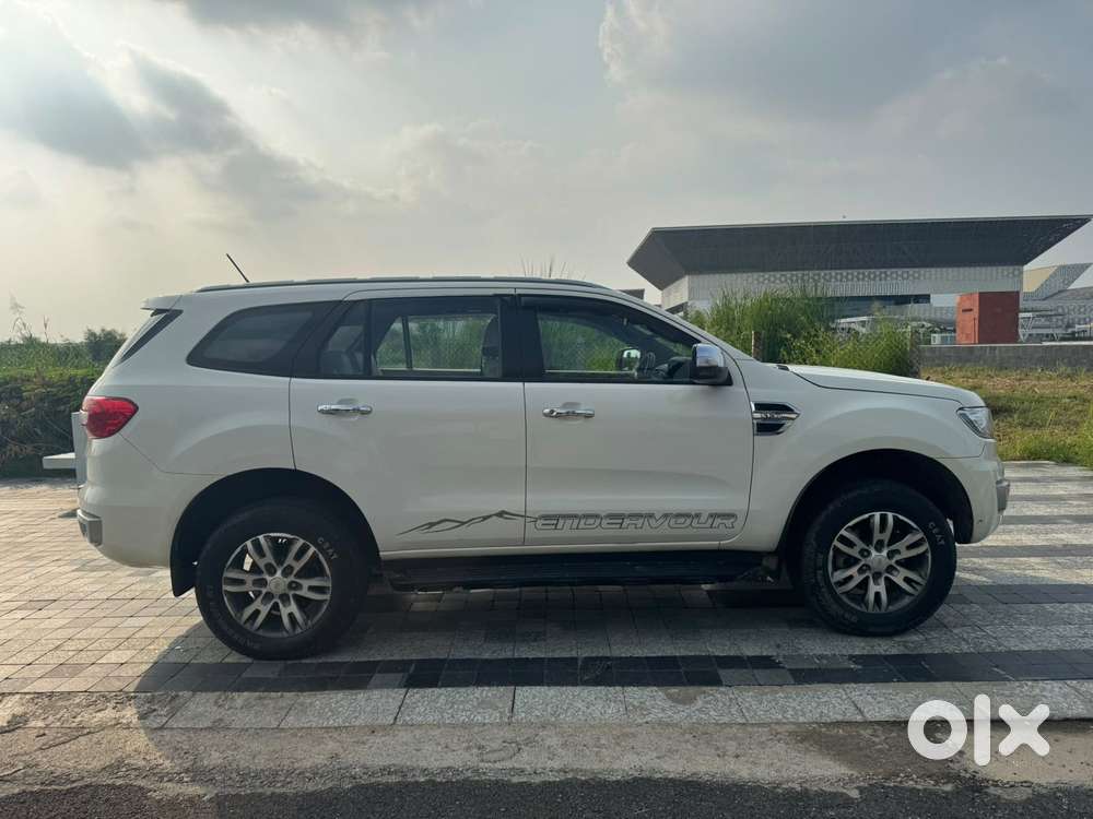 Ford Endeavour Titanium Plus 4x4, 2018, Diesel