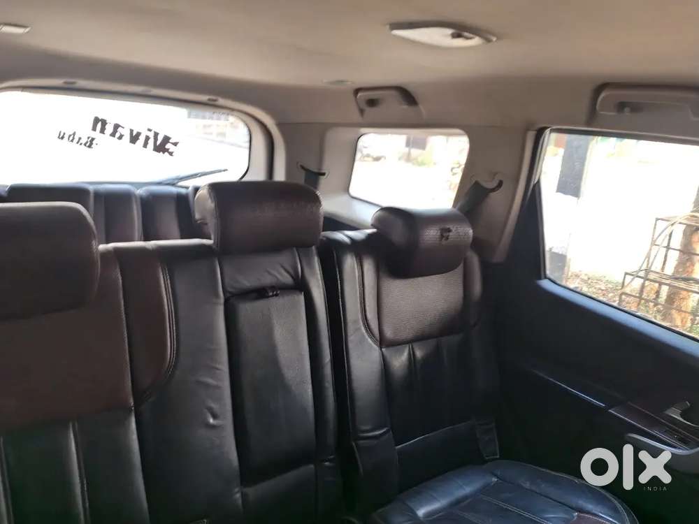 Mahindra Xuv500 2015