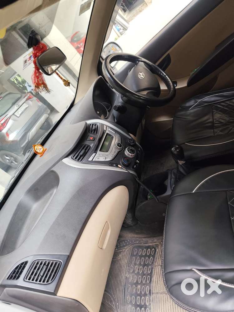 Hyundai Eon Magna +, 2011, Petrol