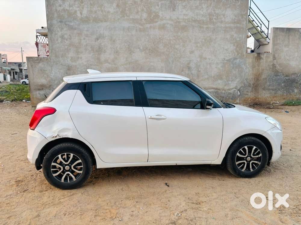 Maruti Suzuki Swift Petrol 2023
