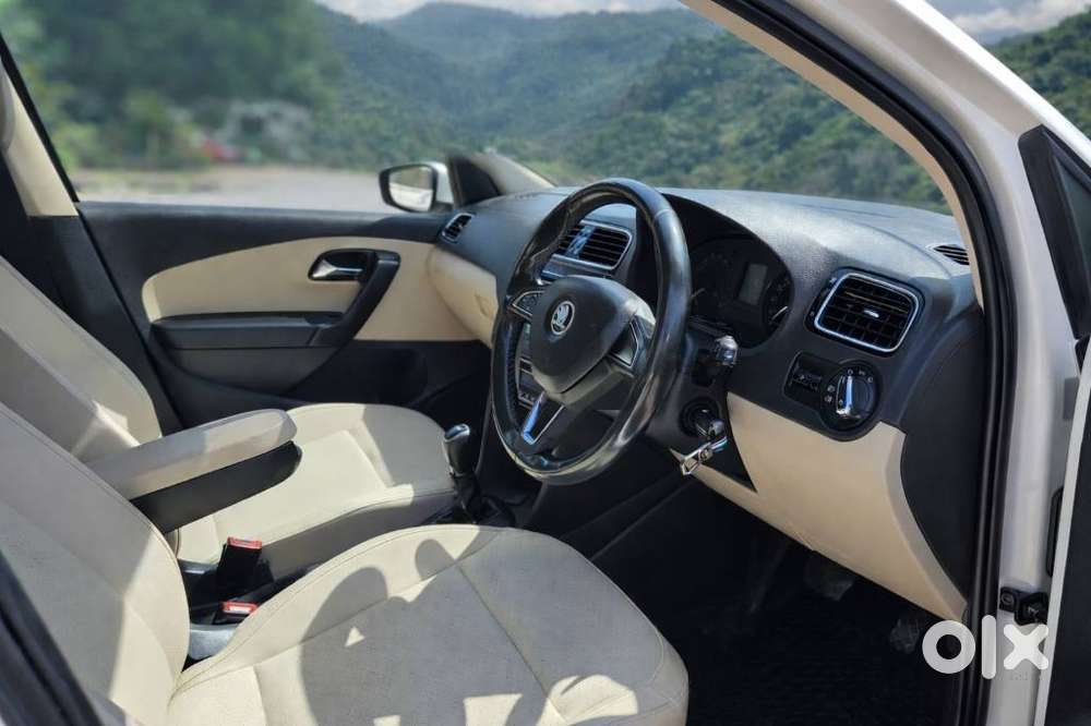 Skoda Rapid 1.5 Tdi At Style, 2017, Diesel