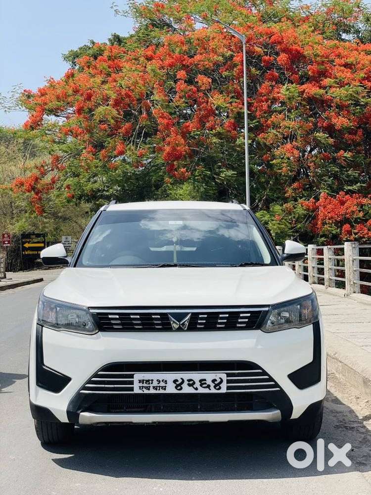 Mahindra Xuv300 W8, 2022, Petrol