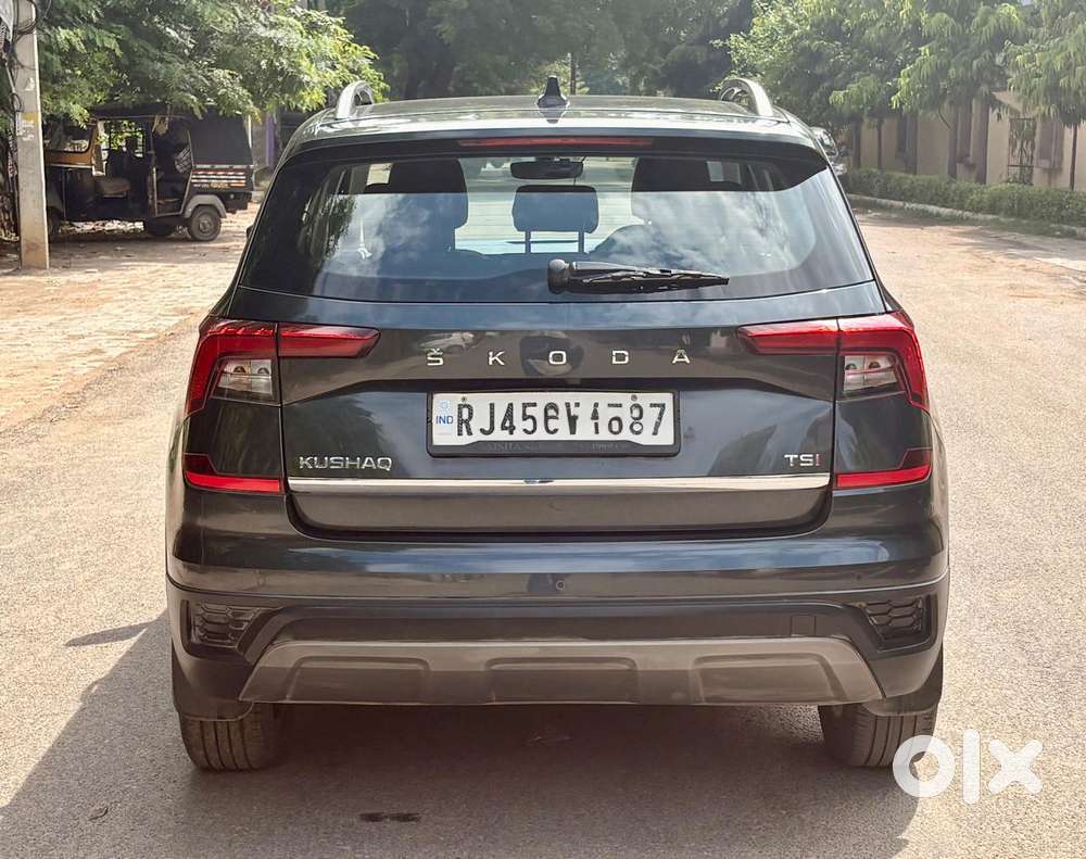 Skoda Kushaq 1.0 Tsi Style At, 2023, Petrol