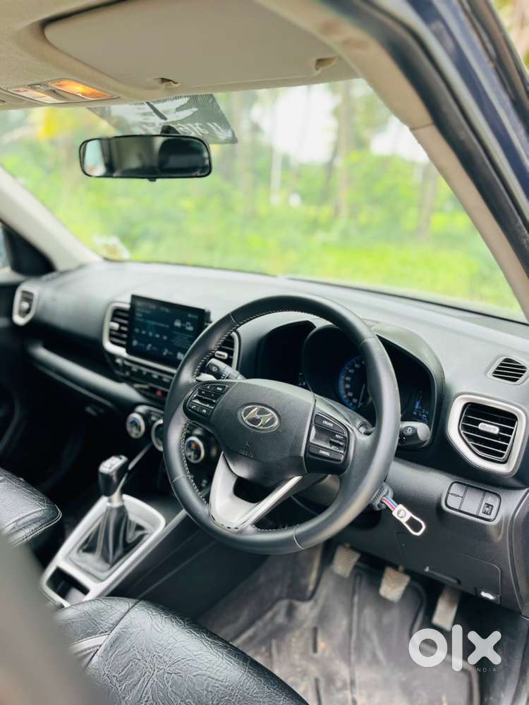 Hyundai Venue 2019 Diesel 55000 Km Driven