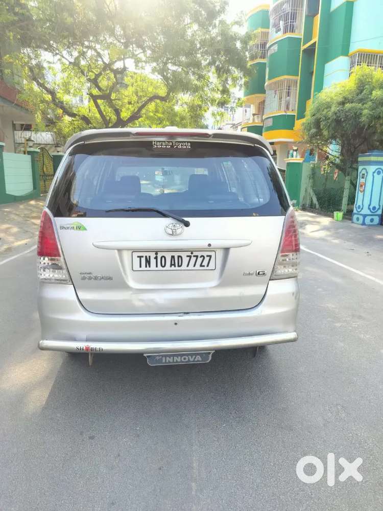 Innova 2011 Second Owner Ship Insurance Current Excellent Condition..