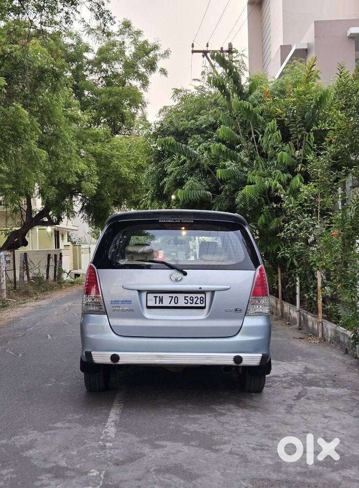 Toyota Innova 2.5 G (diesel) 8 Seater, 2009, Diesel