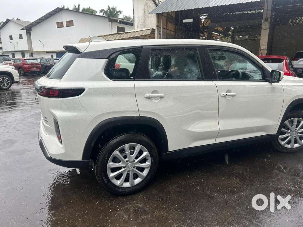 Toyota Petrol Manual 2025
