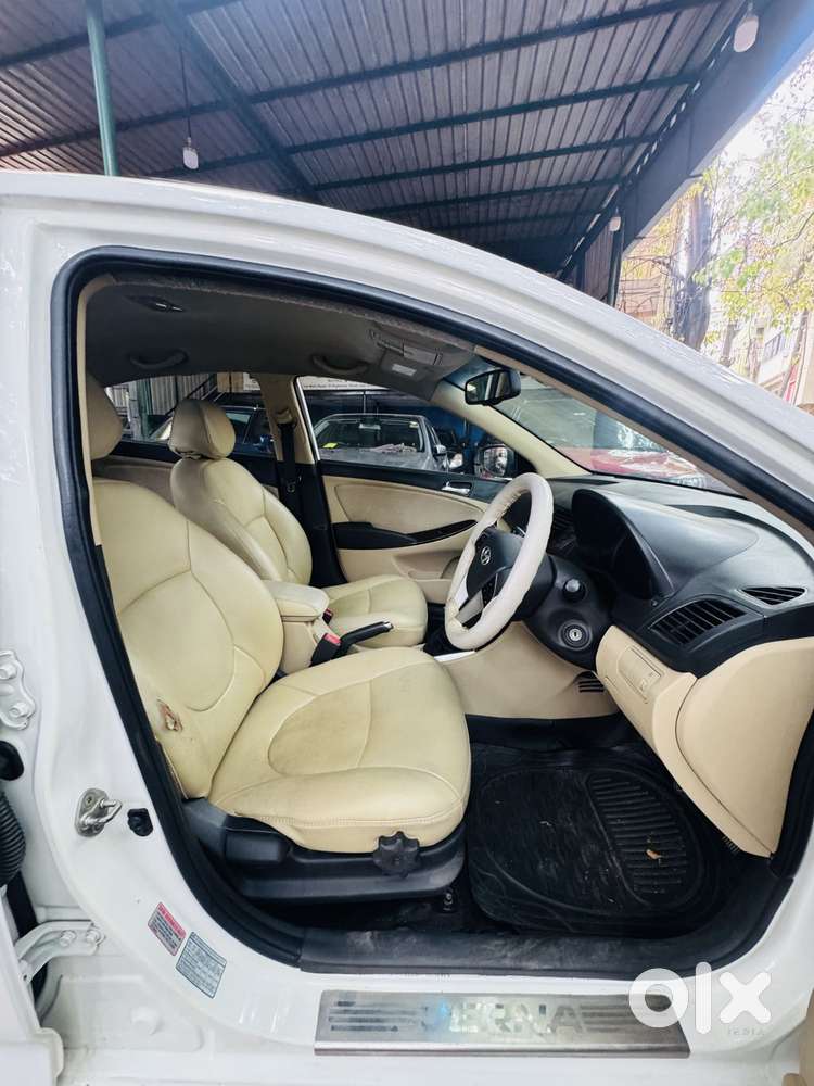 Hyundai Fluidic Verna