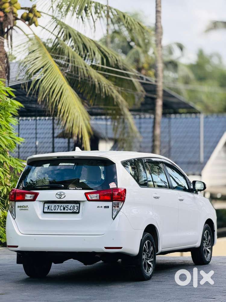 Toyota Innova Crysta 2.4 G Mt 7 Str, 2021, Diesel