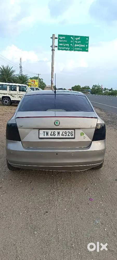 Skoda Rapid 1.6 Active 2013