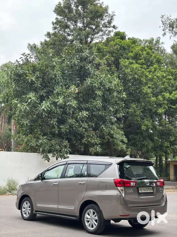 Toyota Innova Crysta 2.4 G Mt 7 Str, 2018, Diesel