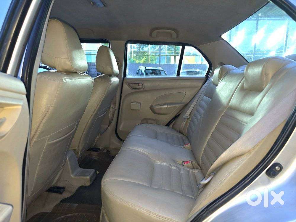 Maruti Suzuki Swift Dzire 1.2 Vxi Bsiv, 2014, Petrol