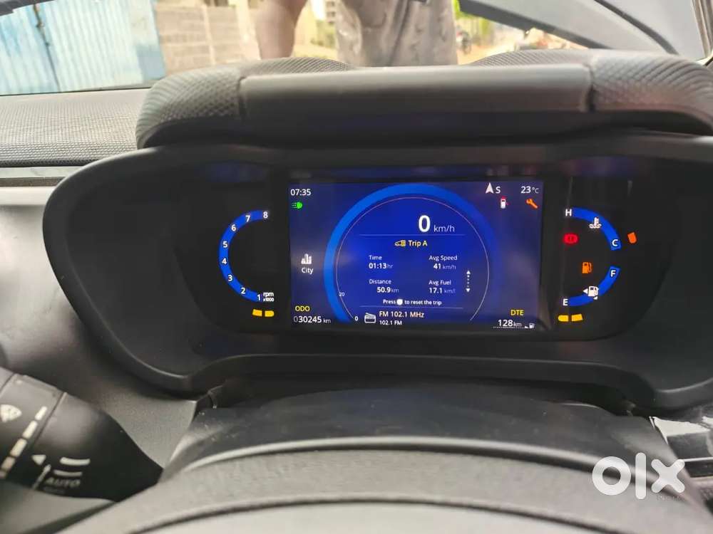 Tata Altroz Xza 2025