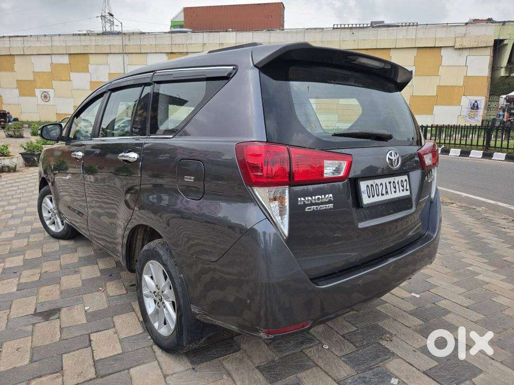 Toyota Innova Crysta 2.4 G Mt 8s, 2019, Diesel