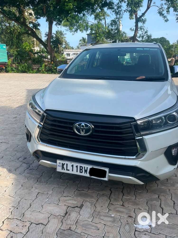 Toyota Innova Crysta 2022