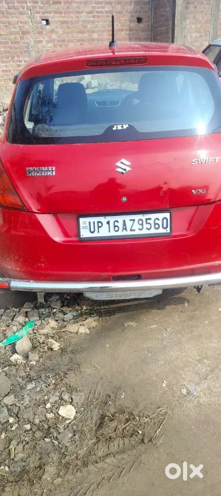Maruti Suzuki Swift Dlx 2015