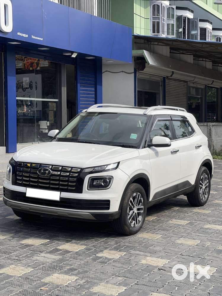 Hyundai Venue 1.0 Sx (o) Turbo Dct, 2022, Petrol