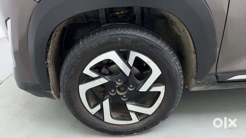 Nissan Magnite 1.0 Xv Executive, 2021, Petrol