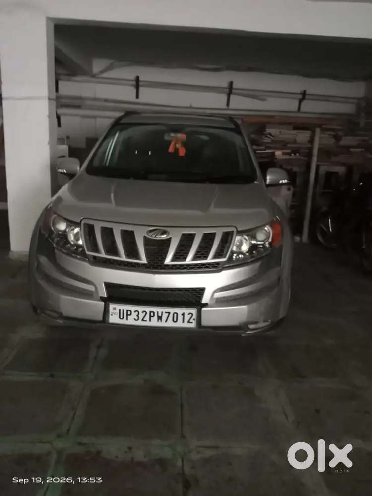 Mahindra Xuv500 2.2 W7 2014 (cars24 &spinny Don't Call)