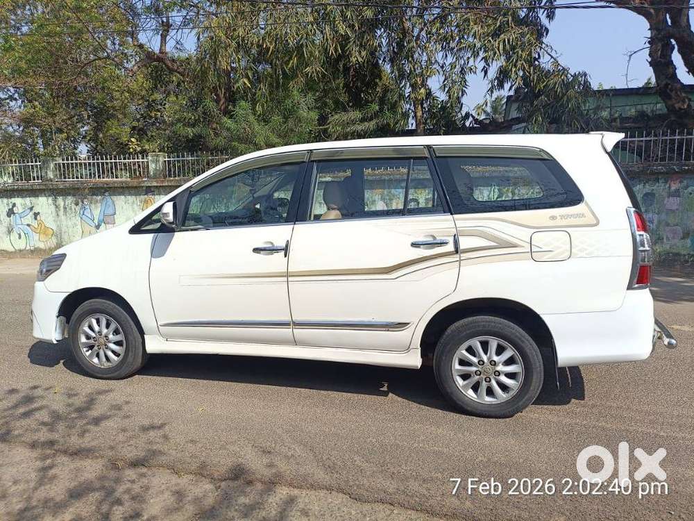Toyota Innova 2.5 Z Diesel 7 Seater, 2014, Diesel