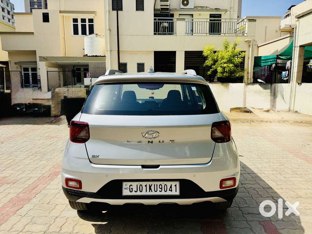 Hyundai Venue 1.0 Sx (o) Turbo Dct, 2019, Petrol