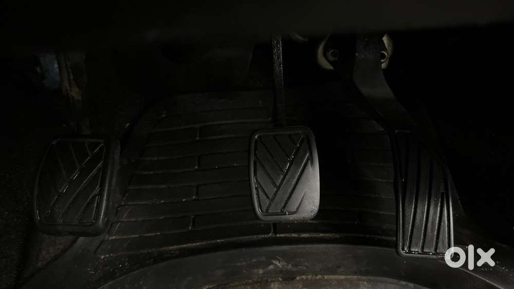 Maruti Suzuki Swift 1.2 Lxi (o), 2015, Petrol