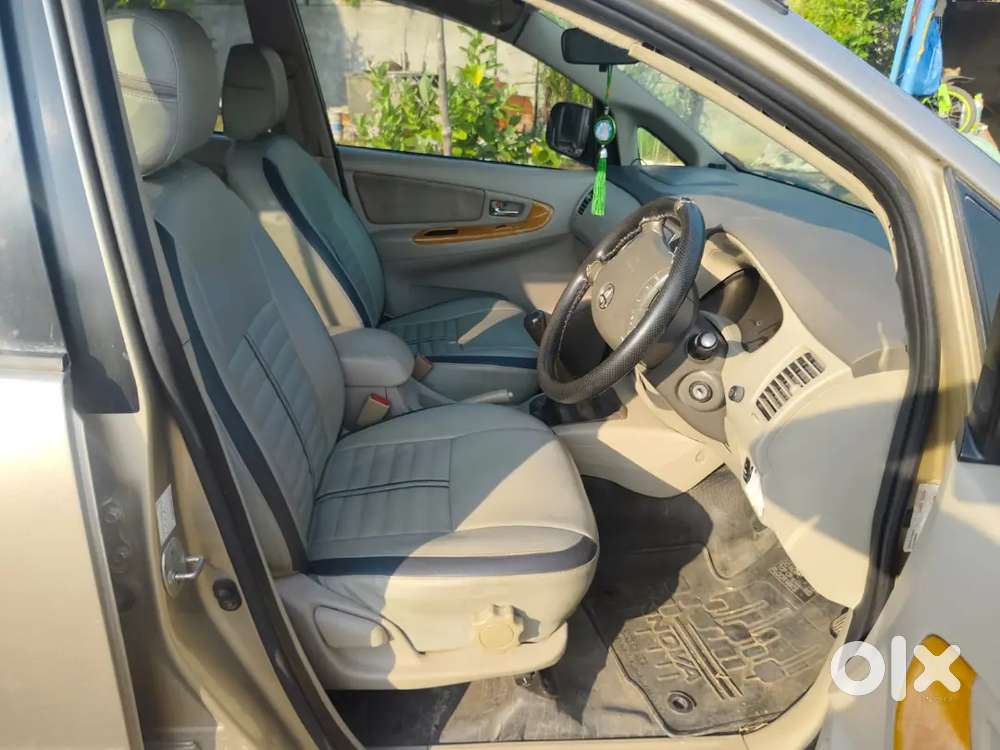 Toyota Innova Diesel Manual 2011 Year