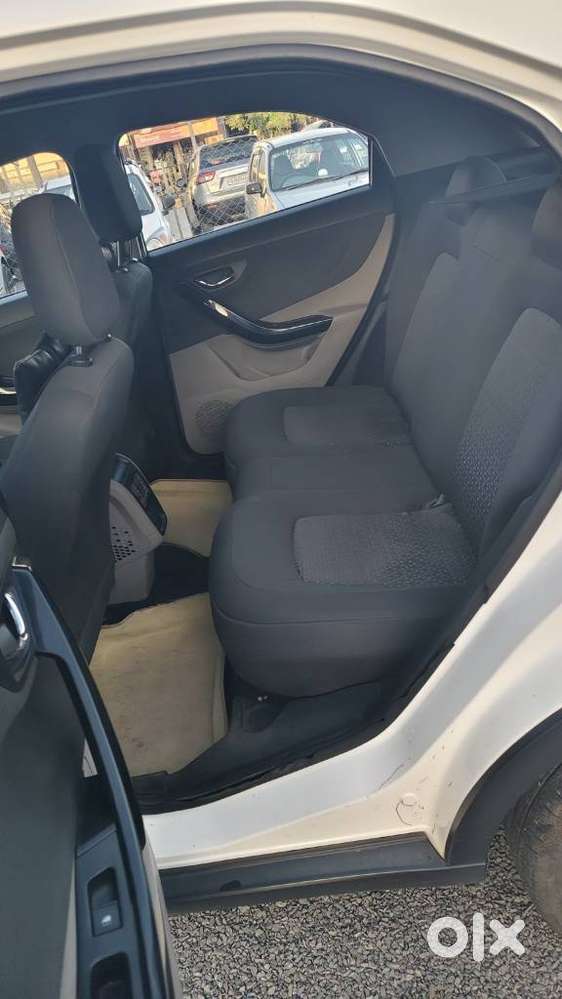 Tata Nexon 1.2 Revotron Xz, 2018, Cng & Hybrids