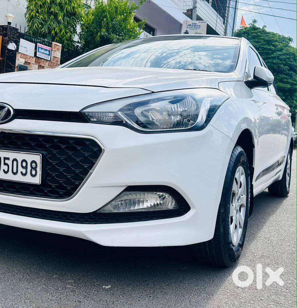 Hyundai I20 Sportz 1.4 Crdi, 2014, Cng & Hybrids