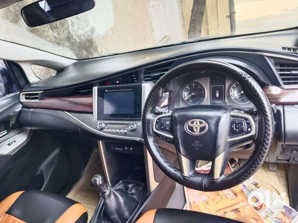 Toyota Innova Crysta 2.4 G Mt 8s, 2017, Diesel