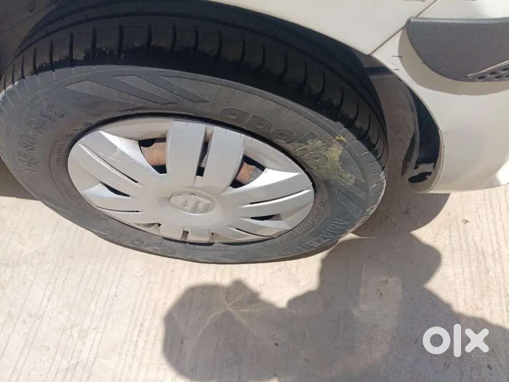 Good Condition Family' Car
Cilld Ac,tayer 80'/.
